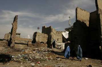 Επίθεση αυτοκτονίας με ένα νεκρό έξω από βάση της CIA στο Αφγανιστάν