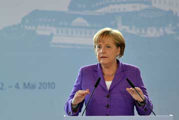 Το γερμανικό υπουργικό συμβούλιο ενέκρινε το πακέτο διάσωσης της Ελλάδας