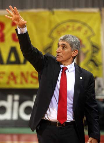 Ευχαριστημένος ο Γιαννάκης από τα… εμπόδια που έβαλε ο Αρης στον Ολυμπιακό