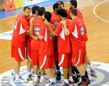 «Πετάει» για Παρίσι ο Ολυμπιακός