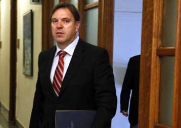 Δεν υιοθετείται η πρόταση για έκτακτη εισφορά των ελεύθερων επαγγελματιών