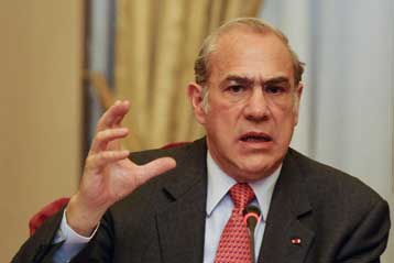 Διαφορετικές περιπτώσεις η Ελλάδα, η Ισπανία και η Πορτογαλία, επισημαίνει ο ΟΟΣΑ