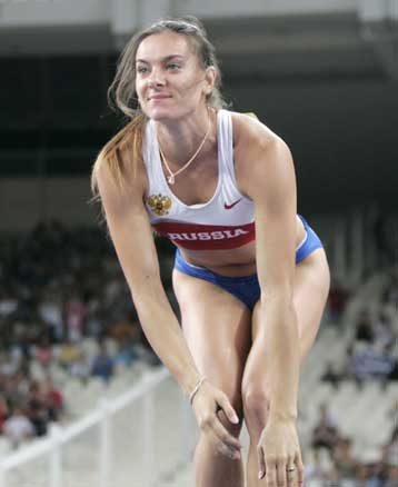 Η Ισινμπάγιεβα προσδιόρισε για το 2011 την επιστροφή της στον στίβο
