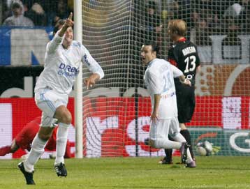 Λιλ και Λιόν μπήκαν στον δρόμο για το Champions League