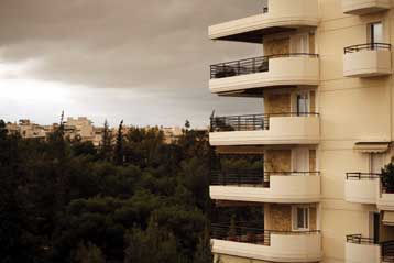 Διπλή αύξηση αντικειμενικών αξιών και φόρος στα μη αλκοολούχα ποτά το 2011