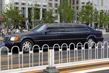 Επαφές με την κινεζική πολιτική ηγεσία είχε ο Κιμ Γιονγκ-Ιλ