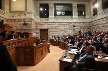 Υπερψηφίστηκε στην Επιτροπή Οικονομικών το νομοσχέδιο για τους συνταξιούχους Δημοσίου