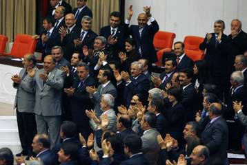 Δημοψήφισμα για συνταγματικές αλλαγές φέρνει αντιμέτωπους Ερντογάν και κεμαλιστές