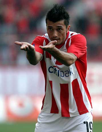 Χάνει τα πλέι οφ ο Ντάτολο, με Λεντέσμα στην Τούμπα