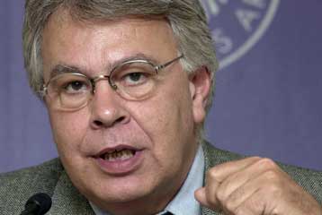 Ενότητα και ισχυρή ηγεσία στην ΕΕ ζητά η επιτροπή «σοφών» του Φ.Γκονζάλες