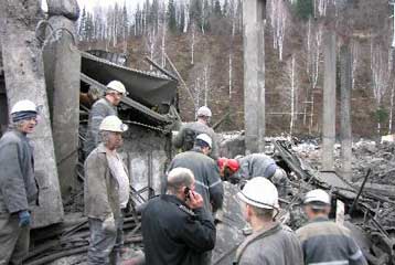 Εκρήξεις σημειώθηκαν σε ανθρακωρυχείο της Σιβηρίας με 200 εργάτες