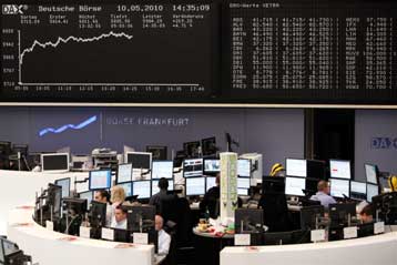 «Πάρτι» στις διεθνείς αγορές τη Δευτέρα μετά το πακέτο για την Ευρωζώνη