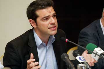 «Σύκεψη παρωδία» χαρακτηρίζει ο Α.Τσίπρας την συνάντηση των πολιτικών αρχηγών