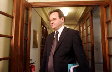 Κατά 41,8% μειώθηκε το έλλειμμα του κρατικού προϋπολογισμού το α’ τετράμηνο