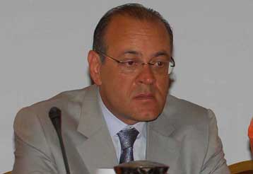 «Συνευθύνη» για τη μη πτώχευση της χώρας ζητά από τη ΝΔ ο πρόεδρος του ΣΕΒ