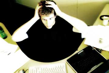 Η πολλή δουλειά τρώει την καρδιά του αφέντη