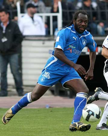 Ο Ορούμα έλυσε τη συνεργασία του με την Καβάλα, ακολουθούν και άλλοι…