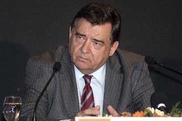 Συνάντηση με τον διοικητή της ΤτΕ είχε ο Γιώργος Καρατζαφέρης