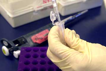 Κιτ γενετικών εξετάσεων φτάνουν στα αμερικανικά φαρμακεία