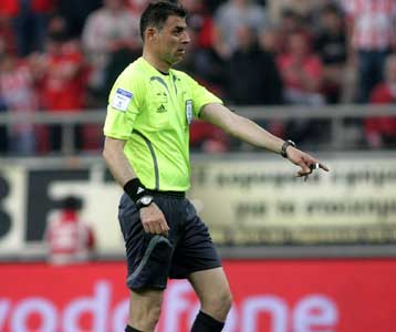 Ντάκος στο Φάληρο, Κουκουλάκης στην Τούμπα