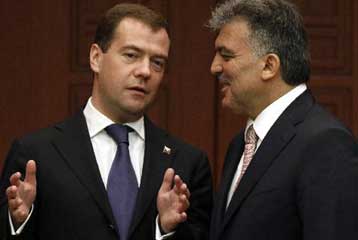 Συμμετοχή της Χαμάς στις ειρηνευτικές συνομιλίες ζητούν Ρωσία και Τουρκία