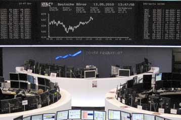 Μεικτό κλείσιμο στις ευρωπαϊκές αγορές την Πέμπτη, χαμηλότερα η Γουόλ Στριτ