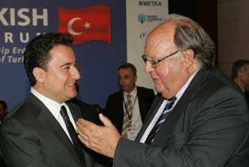 Με πολιτικές και επιχειρηματικές παρουσίες το ελληνοτουρκικό επιχειρηματικό φόρουμ