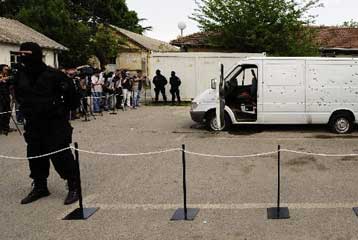 «Δεν απειλείται η σταθερότητα» τονίζει η ΠΓΔΜ στη σκιά των ένοπλων επεισοδίων