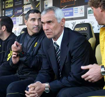 Αλλαγές Κούπερ για να αποφύγει ο Αρης την 4η θέση