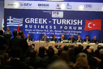 Με 21 συμφωνίες επισφραγίστηκε η συνεδρίαση του ελληνοτουρκικού συμβουλίου συνεργασίας