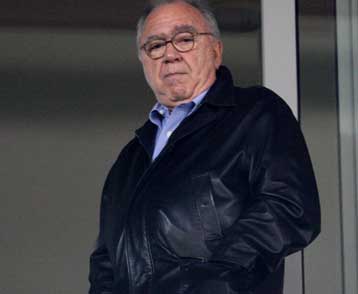 Περιμένοντας τις αποφάσεις του Κόκκαλη