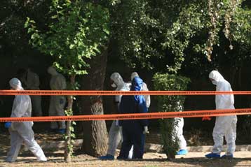 Ασύλληπτα μέλη των «Πυρήνων» βλέπουν οι Αρχές πίσω από τις νέες επιθέσεις