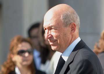 «Το Πρόγραμμα Σταθεροποίησης είναι κοινωνικά άδικο» εκτιμά ο Κώστας Σημίτης