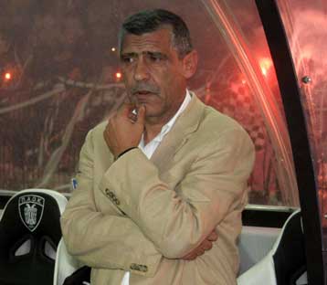 Πολύ δύσκολη φαίνεται η παραμονή Σάντος στον ΠΑΟΚ