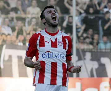 Αγωνία στον Ολυμπιακό για τη συμμετοχή του «Τόρο»