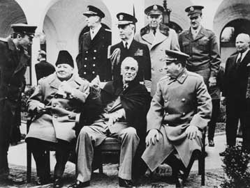 Εικόνες από τον Β’ Παγκόσμιο Πόλεμο στη Θεσσαλονίκη