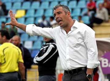 Ο Ζόρζε Κόστα μιλάει στο in.gr για το ενδεχόμενο να αναλάβει τον ΠΑΟΚ