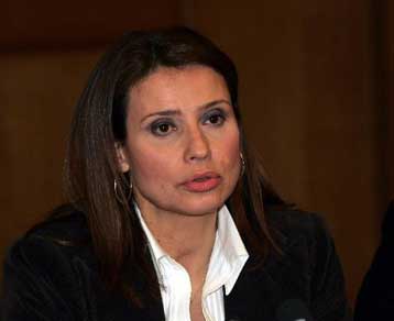 Λευκή απεργία έφεραν στα υπουργεία οι περικοπές μισθών και επιδομάτων