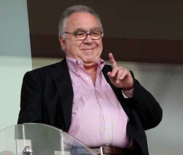 Διαψεύδει ο Ολυμπιακός για επαφές Κόκκαλη-Μαρινάκη