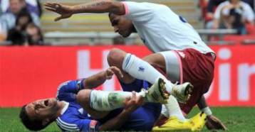 Δημόσια συγγνώμη του Μπόατεγκ στον Μίχαελ Μπάλακ