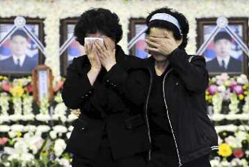 Το Βορρά θα «δείξει» επίσημα η Νότιος Κορέα για τη βύθιση κορβέτας της από τορπίλη