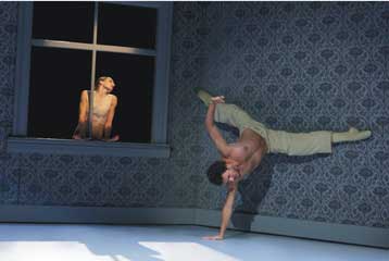 Τρεις παραστάσεις του Νederlands Dance Theater στο ΜΜΑ