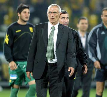 Το χρέος του Κούπερ και το αντίο «χωρίς ιδιαίτερο συναίσθημα» του Σάντος