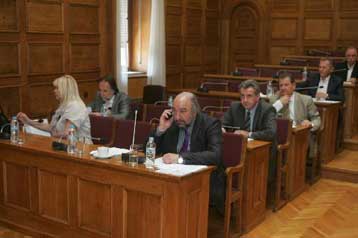 Στελέχη του ΟΣΕ κατέθεσαν στην Εξεταστική Επιτροπή για τη Siemens