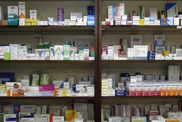 Δεν θα εκτελούνται συνταγές φαρμάκων άνω των 150 ευρώ χωρίς θεώρηση