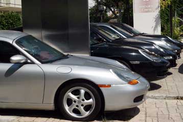 Υποθέσεις φοροδιαφυγής με πολυτελή ΙΧ έφερε στο φως «σαφάρι» στη Θεσσαλονίκη