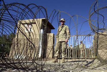 Επίθεση ανταρτών στην βάση του ΝΑΤΟ στην Κανταχάρ