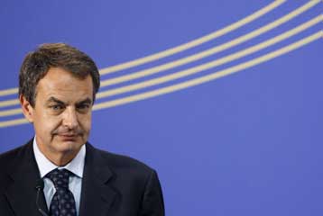 «Θα προχωρήσουμε στις αλλαγές παρά τις αντιδράσεις» διαμηνύει ο Θαπατέρο