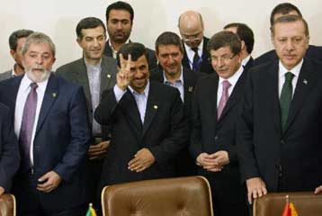 Το Ιράν ενημερώνει την ΙΑΕΑ για τη συμφωνία ανταλλαγής ουρανίου