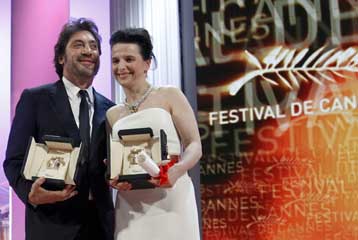 «Ο θείος Μπουνμί» από την Ταϊλάνδη έφυγε με το Χρύσο Φοίνικα από τις Κάννες